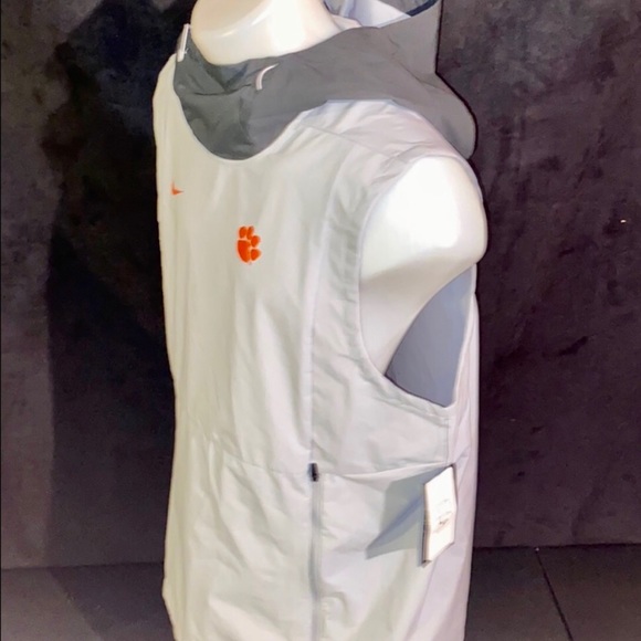 Men’s Nike Clemson Pullover Vest - Picture 5 of 7